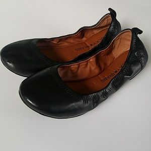 Lucky Brand| flat shoe- Size 6